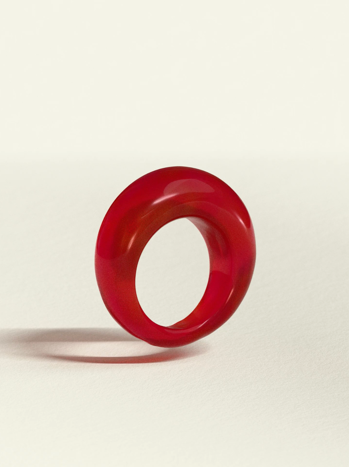 Agnes Ring, Red